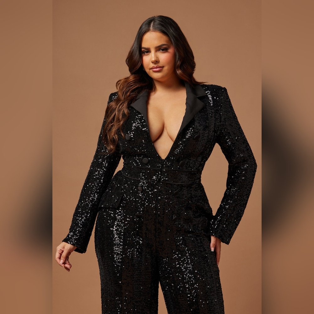 Nova Luxe Sequin Jumpsuit - Picture 3 of 10